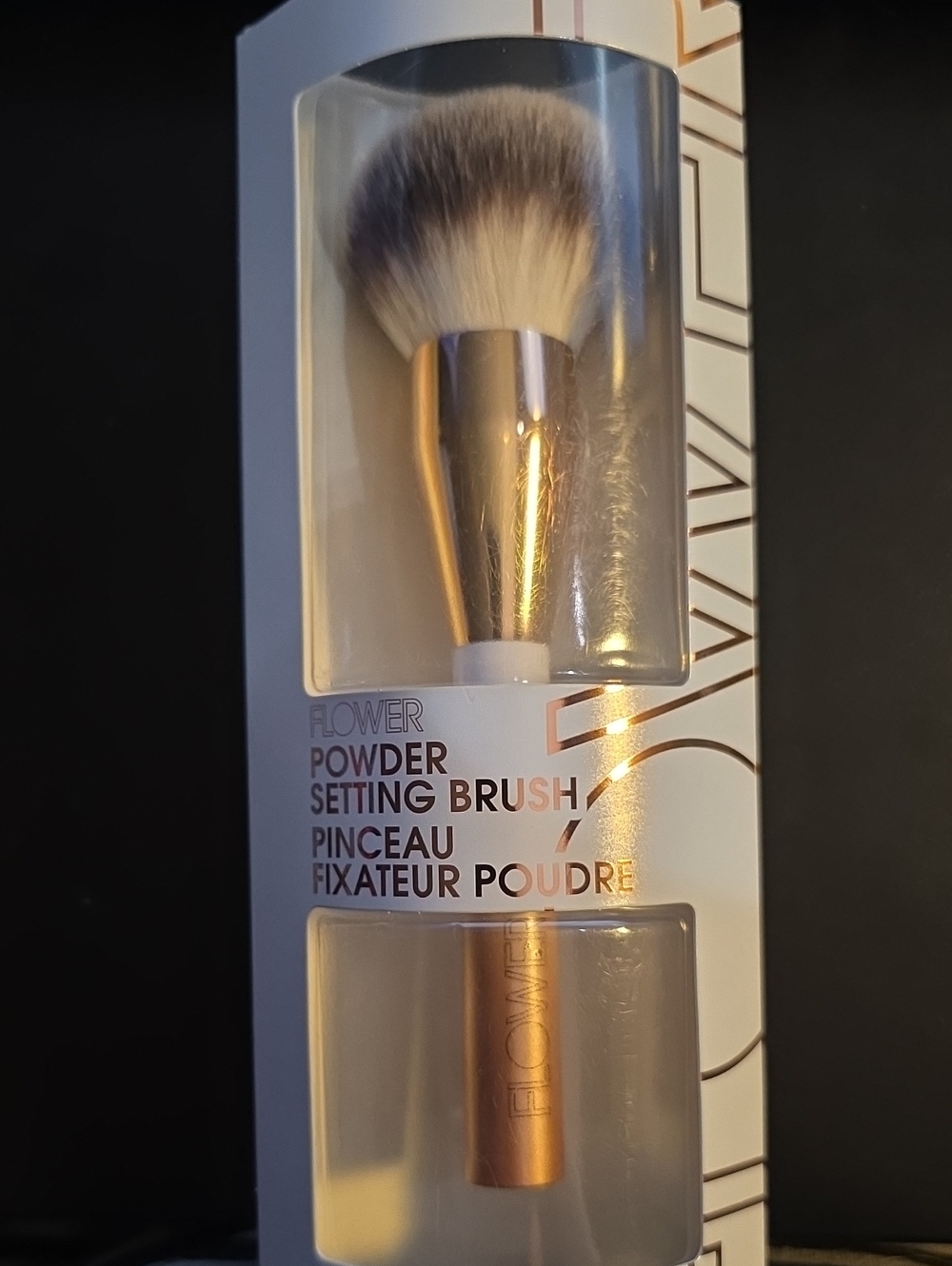 Flower Powder Setting Brush - Gold Handle with White & Black Bristles